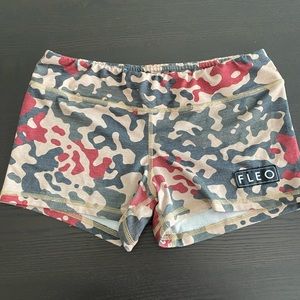 Camo Fleo Shorts
